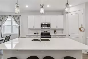 654 Heritage Sq Dr, Haines City, FL 33844 - Photo 12