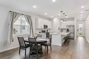 654 Heritage Sq Dr, Haines City, FL 33844 - Photo 8