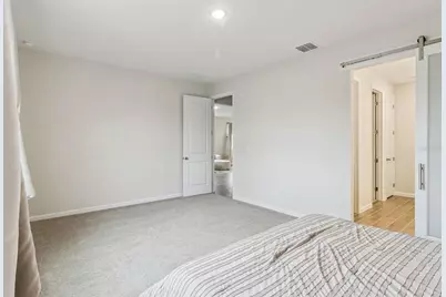 654 Heritage Square Drive, Haines City, FL 33844 - Photo 18