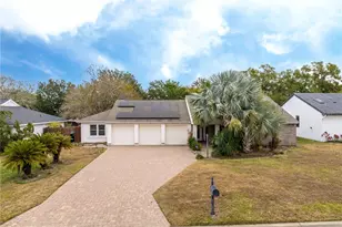 6013 Crystal View Dr, Orlando, FL 32819 - Photo 2