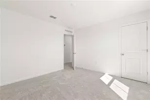 4658 Golden Knight Blvd, Kissimmee, FL 34746 - Photo 12