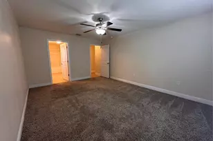 402 Edith Dr, Fruitland Park, FL 34731 - Photo 46