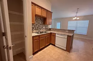 402 Edith Dr, Fruitland Park, FL 34731 - Photo 14