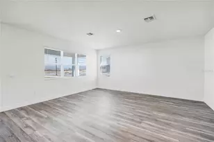 5231 Ligonberry St, Lakeland, FL 33811 - Photo 2