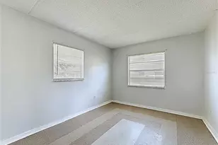 694 Michigan Ct, Saint Cloud, FL 34769 - Photo 12