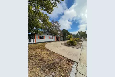 1203 N Saturn Avenue, Clearwater, FL 33755 - Photo 2