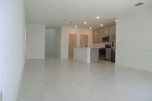 364 Loch Ct, Davenport, FL 33837 - Photo 10