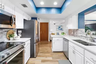 8626 Edge O Woods Ct, Orlando, FL 32819 - Photo 10