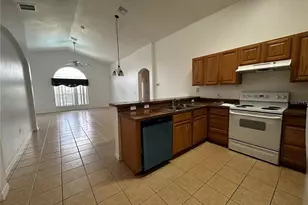 4795 Cumbrian Lakes Dr, Kissimmee, FL 34746 - Photo 2