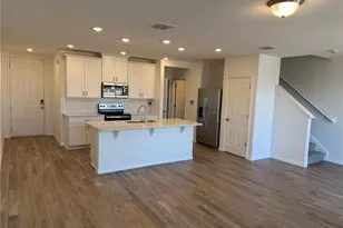 4461 Eagle Trl Bnd, Saint Cloud, FL 34772 - Photo 4