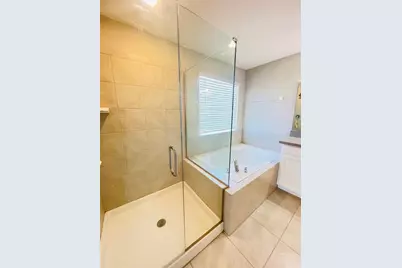 8892 Lake Hall Lane, Oviedo, FL 32765 - Photo 22