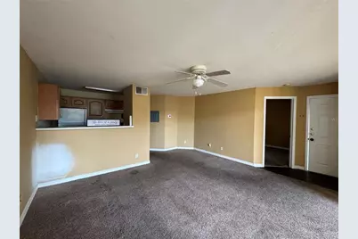 4740 Walden Circle #1035, Orlando, FL 32811 - Photo 4