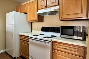 4740 Walden Cir, Orlando, FL 32811 - Photo 12