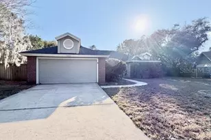 1020 Ward Cir, Oviedo, FL 32765 - Photo 2