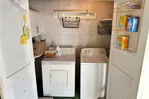 57 S Oxalis Dr, Orlando, FL 32807 - Photo 40