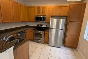 1058 La Mirada Ct, Kissimmee, FL 34744 - Photo 4