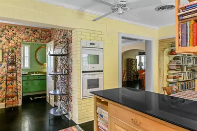 2035 Lake Sue Drive, Orlando, FL 32803 - Photo 14