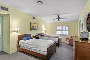 2035 Lake Sue Dr, Orlando, FL 32803 - Photo 36