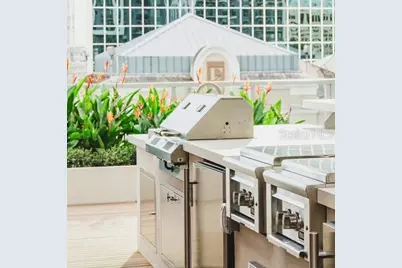 125-2 E Pine Street, Orlando, FL 32801 - Photo 6