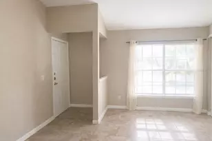 168 Reserve Cir, Oviedo, FL 32765 - Photo 2