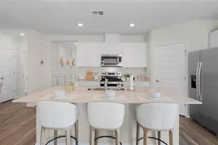 4472 Yaupon Holly Wy, Lakeland, FL 33811 - Photo 6