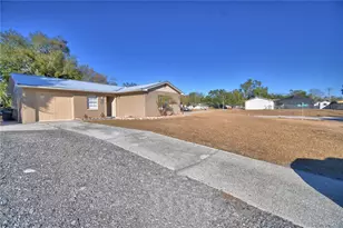 202 Padgett Dr, Lakeland, FL 33809 - Photo 2