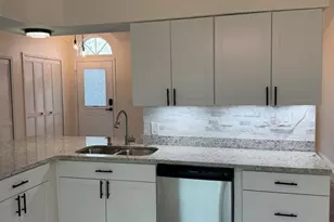 2864 Trenton Ln, Deltona, FL 32738 - Photo 4