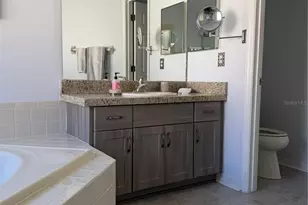 7836 Bridgestone Dr, Orlando, FL 32835 - Photo 16