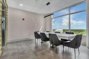 525 E Jackson St, Orlando, FL 32801 - Photo 8