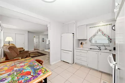 1125 Elkhart Circle, Tavares, FL 32778 - Photo 2