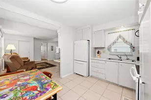 1125 Elkhart Cir, Tavares, FL 32778 - Photo 2