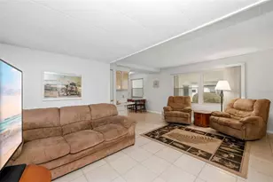 1125 Elkhart Cir, Tavares, FL 32778 - Photo 8