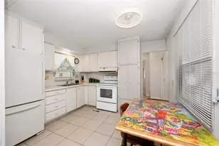 1125 Elkhart Cir, Tavares, FL 32778 - Photo 14