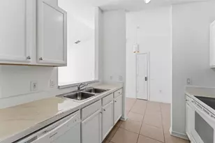 1043 Soaring Eagle Ln, Kissimmee, FL 34746 - Photo 18