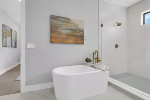 2422 Musselwhite Ave, Orlando, FL 32804 - Photo 38