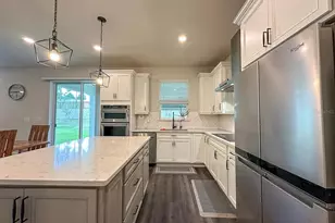 4608 Gliding Wave St, Winter Garden, FL 34787 - Photo 10