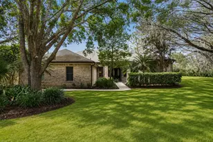 881 S Belfast Pl, Chuluota, FL 32766 - Photo 2