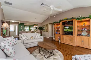 17340 SE 70th Royal Pine Ct, The Villages, FL 32162 - Photo 10