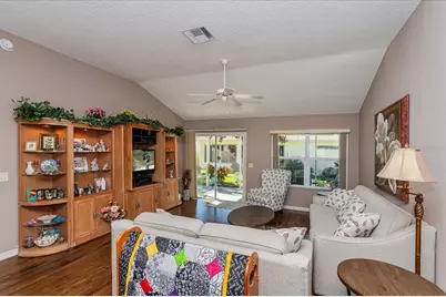 17340 SE 70th Royal Pine Court, The Villages, FL 32162 - Photo 8