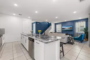 2009 Tropical Palms Cir, Kissimmee, FL 34747 - Photo 6