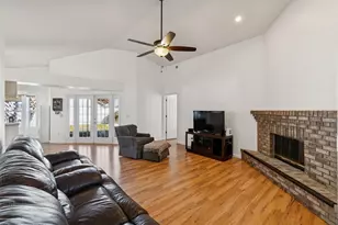 304 Sterling Lake Dr, Ocoee, FL 34761 - Photo 8