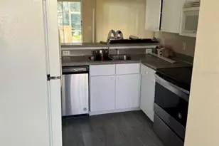 1289 S Beach Cir, Kissimmee, FL 34746 - Photo 14