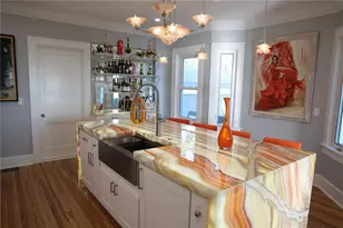 2041 Beach Dr SE, Saint Petersburg, FL 33705 - Photo 12