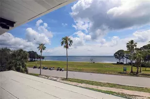2041 Beach Dr SE, Saint Petersburg, FL 33705 - Photo 26