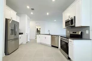 2619 Peace Of Mind Ave, Kissimmee, FL 34744 - Photo 8