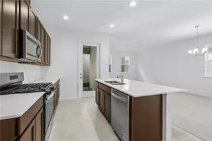 1723 Crowncrest Dr, Apopka, FL 32703 - Photo 8