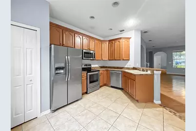 2210 Park Crescent Drive, Land O Lakes, FL 34639 - Photo 4