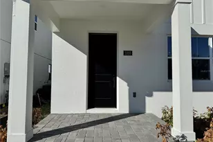 1833 Crowncrest Dr, Apopka, FL 32703 - Photo 4