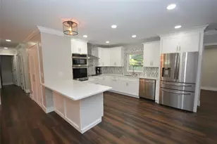 3006 Vine St, Orlando, FL 32806 - Photo 2