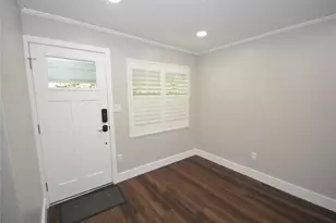 3006 Vine St, Orlando, FL 32806 - Photo 10